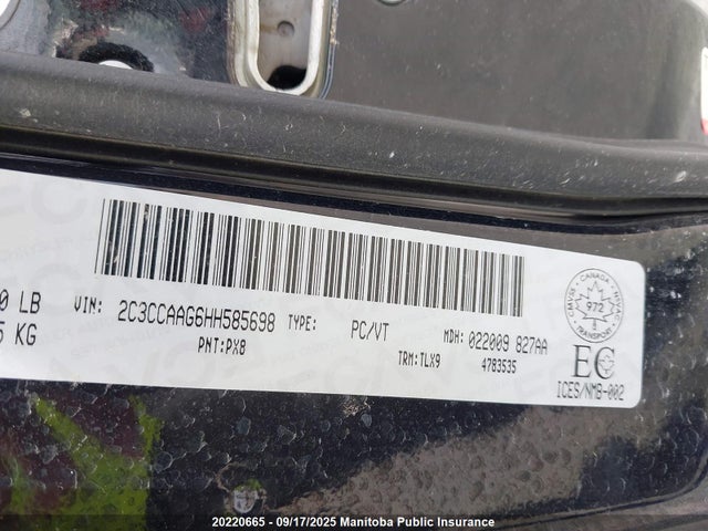 2C3CCAAG6HH585698 Chrysler 300