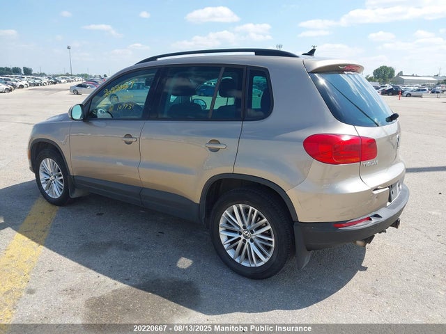WVGJV7AX8FW107731 Volkswagen 2015