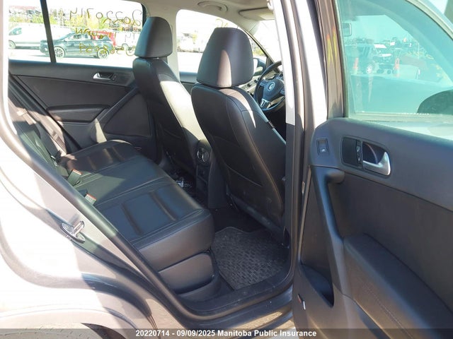WVGJV3AX9EW568069 Volkswagen Tiguan