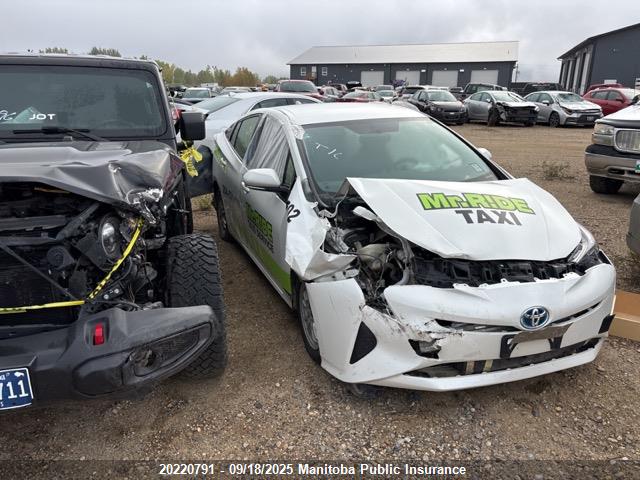 JTDKBRFUXG3004339 Toyota 2zr-fxe,1nm
