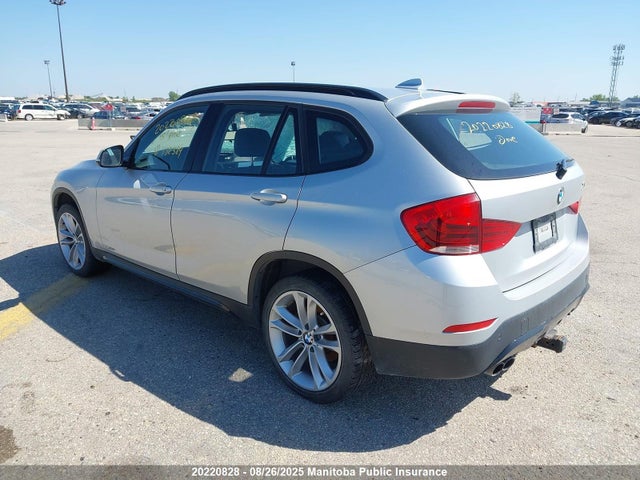 WBAVL1C50FVY32389 BMW X1
