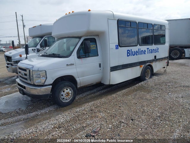 20220847 :رقم المزاد ، 1FD4E45S88DB59269 vin ، 2008 Ford E450 مزاد بيع