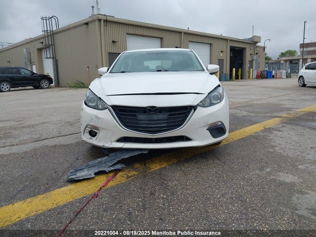 3MZBM1L76GM301484 Mazda pe