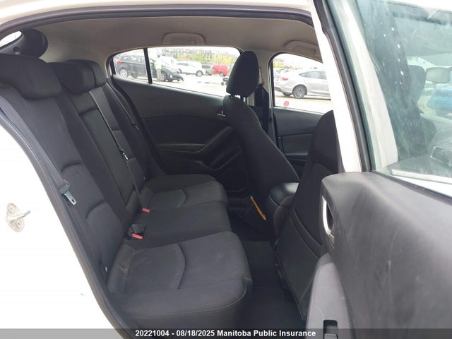 3MZBM1L76GM301484 Mazda pe