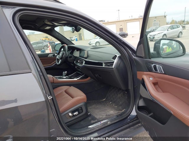 5UXCX6C00L9C91320 BMW X7