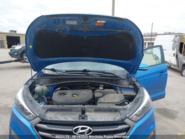 Hyundai 2016 2016 KM8J3CA4XGU069405 Image 10