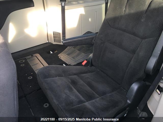 2C4RDGDG4GR361372 Dodge Grand Caravan