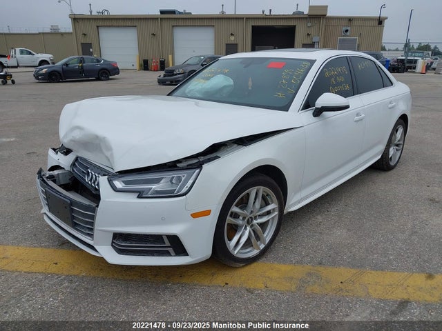 WAUCNAF41JN004638 Audi A4