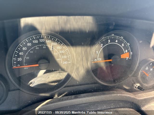 1C4NJRAB9FD268649 Jeep 2015