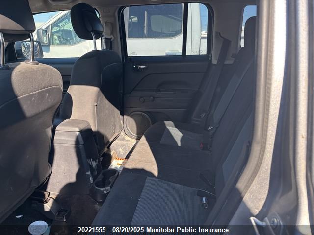 1C4NJRAB9FD268649 Jeep 2015
