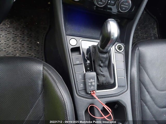 3VWG57BU6KM072651 Volkswagen 1.4 tsi