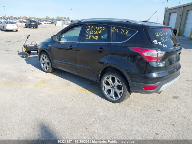 1FMCU9J92HUA97138 Ford 2017