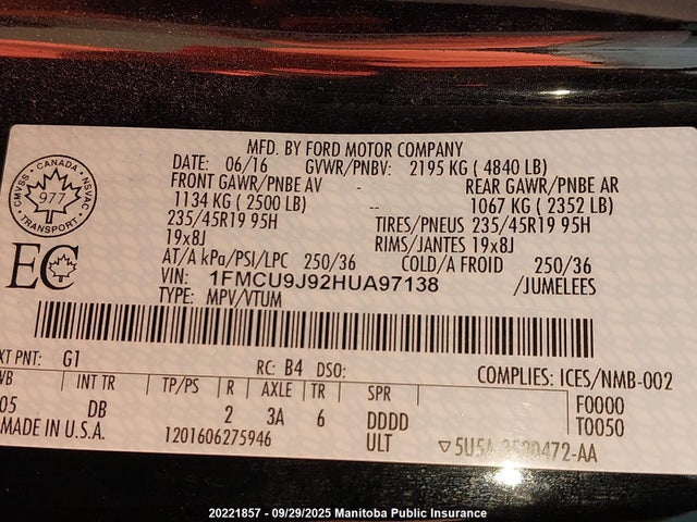 1FMCU9J92HUA97138 Ford 2017