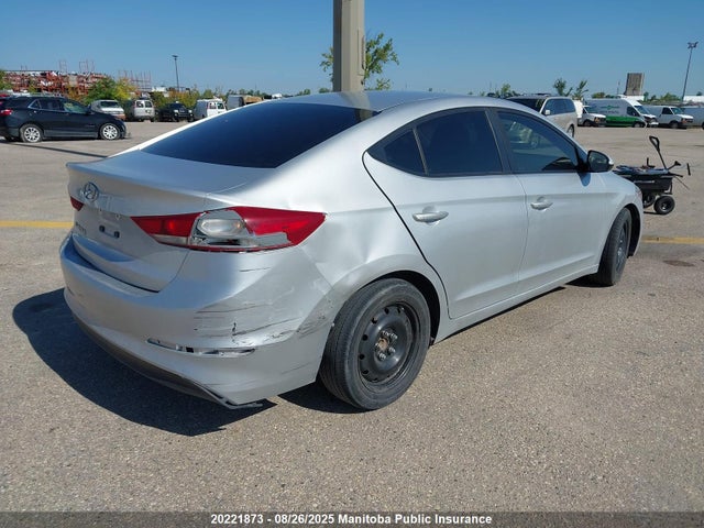 Hyundai Elantra 2017 5NPD74LF6HH203686 Image 4