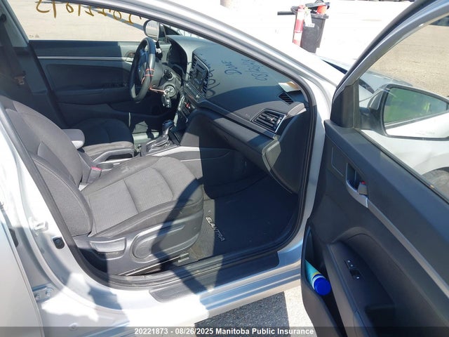 Hyundai Elantra 2017 5NPD74LF6HH203686 Image 5