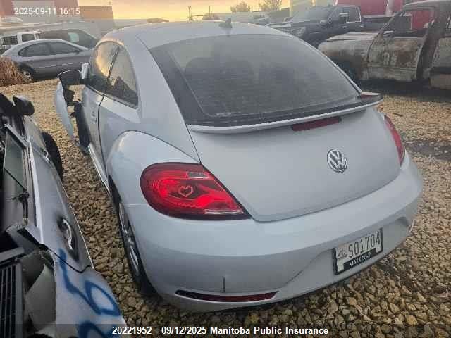 3VWJ17AT2HM604304 Volkswagen 1.8 tsi