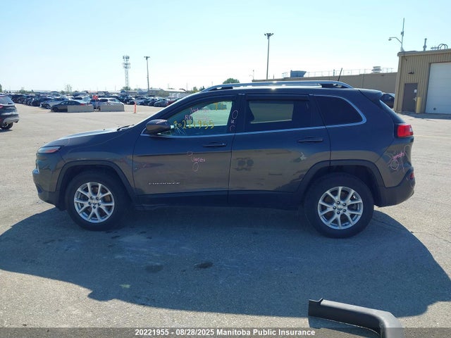 1C4PJMCS1GW141750 Jeep Cherokee