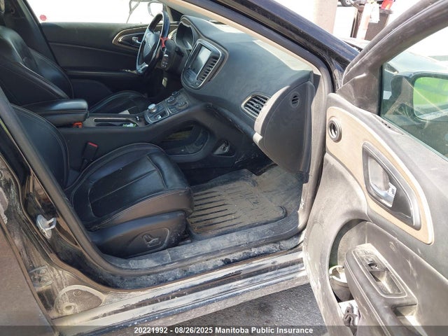 Продажа на аукционе авто 2015 Chrysler 200 C V6, vin: 1C3CCCCG3FN588684, номер лота: 20221992