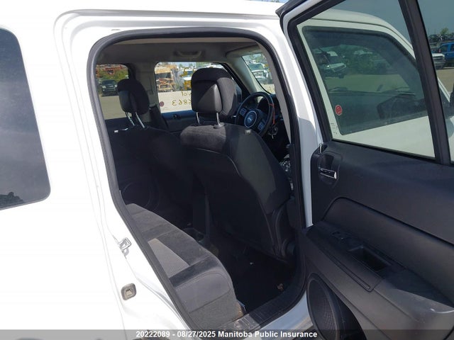 1C4NJRAB4ED746863 Jeep Patriot