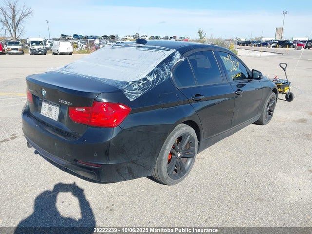 BMW 320i 2015 WBA3C3C52FP663161 Image 4