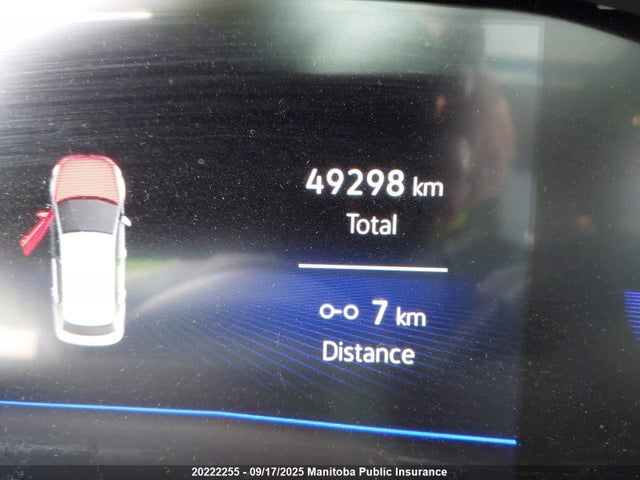 3VVLX7B2XNM025865 Volkswagen tsi