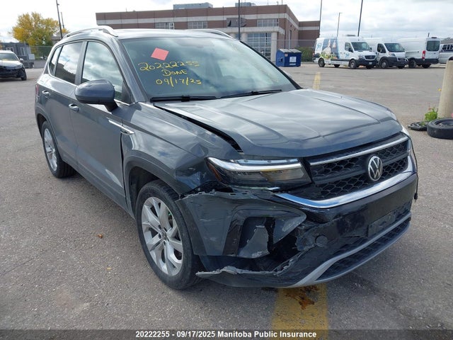 3VVLX7B2XNM025865 Volkswagen tsi