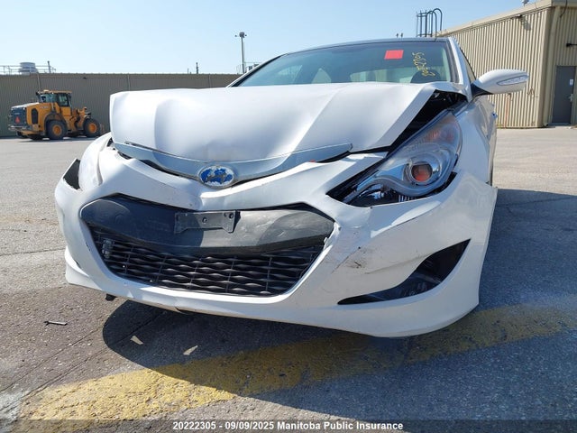 Hyundai 2014 2014 KMHEC4A42EA107375 Image 6