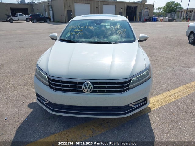1VWBT7A33HC020607 Volkswagen 1.8 tsi