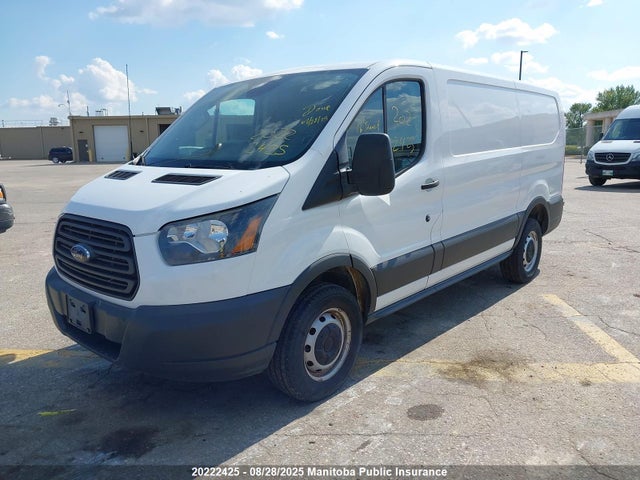Ford Transit 2016 1FTYR1YM7GKA12912 Image 2