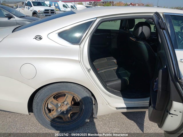 1G1155S33EU161672 Chevrolet lfx