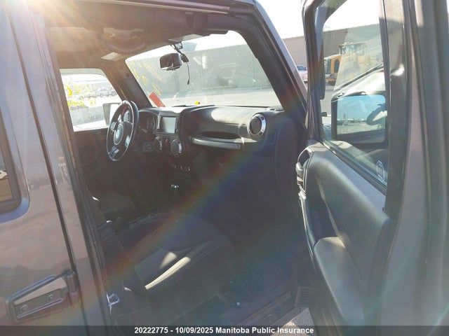 1C4HJWFG1JL915804 Jeep WRANGLER JK