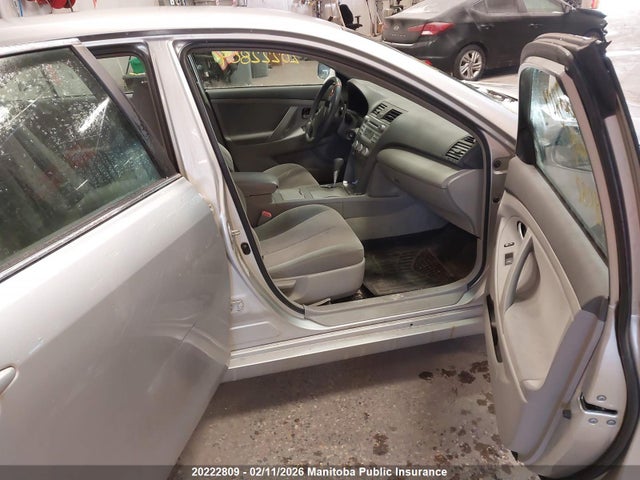 20222809 :رقم المزاد ، 4T1BF3EK6BU148082 vin ، 2011 Toyota Camry Le مزاد بيع