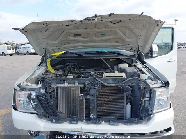 Nissan NV 2018 5BZAF0AA2JN851697 Image 10