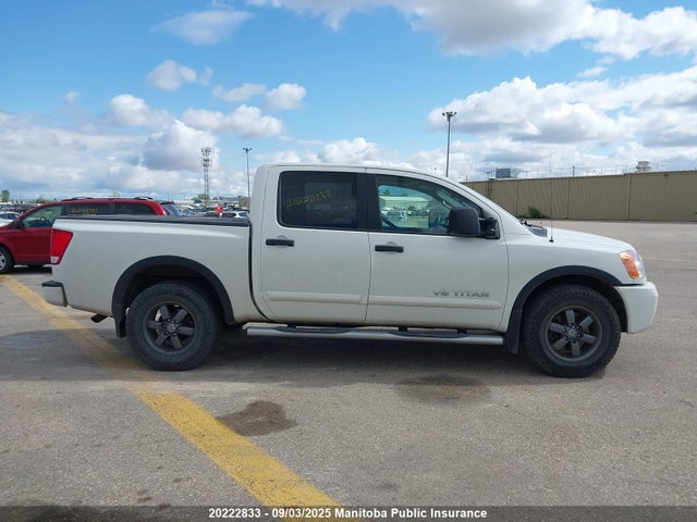 Nissan Titan 2015 1N6AA0EC5FN504458 Image 13