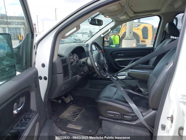 Nissan Titan 2015 1N6AA0EC5FN504458 Image 5