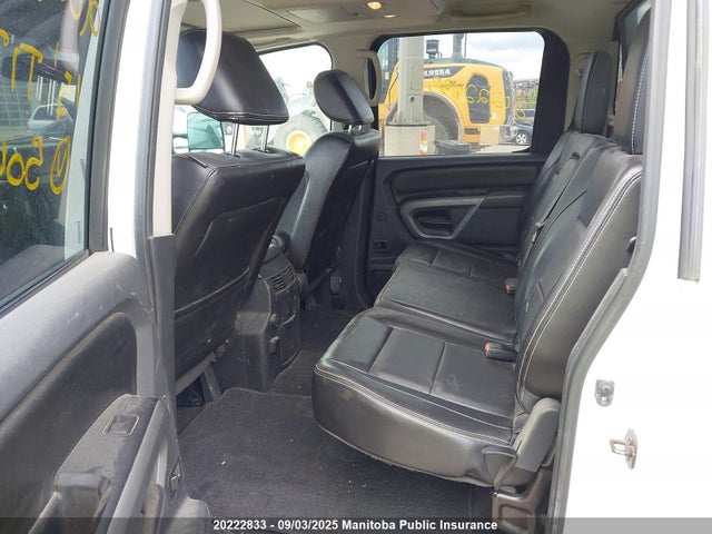 Nissan Titan 2015 1N6AA0EC5FN504458 Image 8
