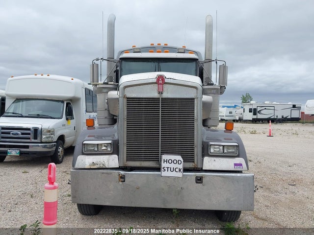 1XKWD49X4FJ971984 Kenworth Isx