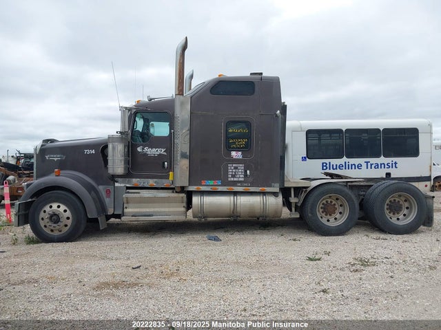 1XKWD49X4FJ971984 Kenworth Isx
