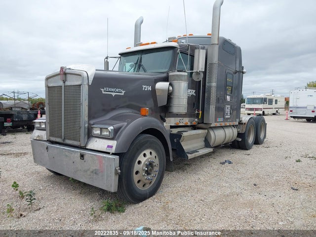 1XKWD49X4FJ971984 Kenworth Isx
