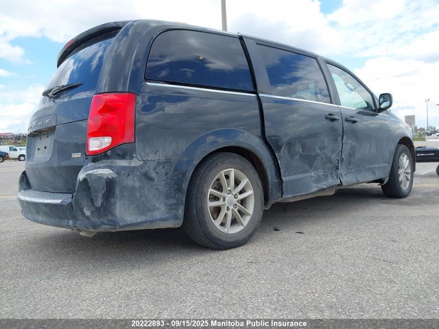 2C4RDGBG9JR291023 Dodge Grand Caravan