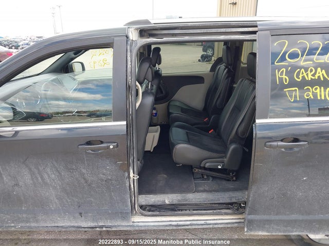 2C4RDGBG9JR291023 Dodge Grand Caravan