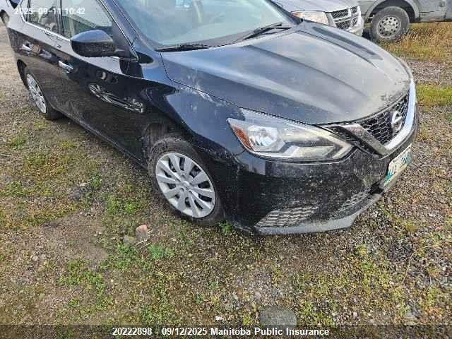 Nissan Sentra 2018 3N1AB7AP1JY215514 Image 10