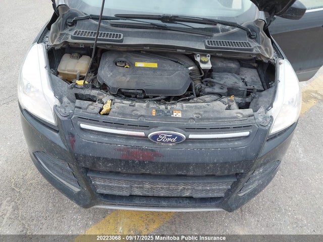 1FMCU9GX6GUB48970 Ford Escape