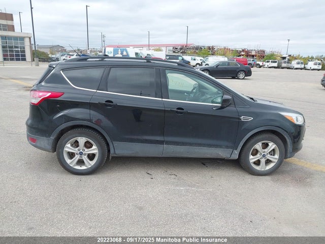 1FMCU9GX6GUB48970 Ford Escape