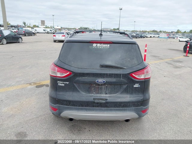 1FMCU9GX6GUB48970 Ford Escape