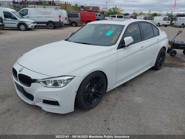 BMW 340i 2017 WBA8B7C55HK703992 Image 2