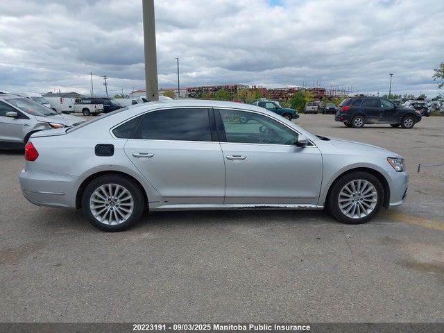 1VWBS7A36GC002328 Volkswagen Passat