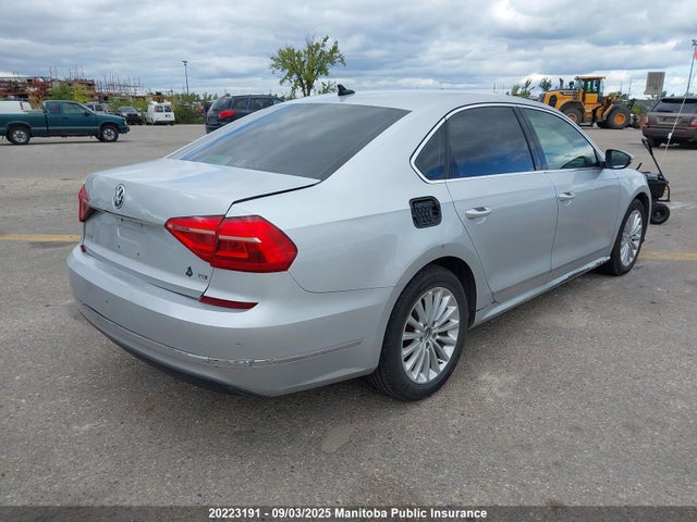 1VWBS7A36GC002328 Volkswagen Passat