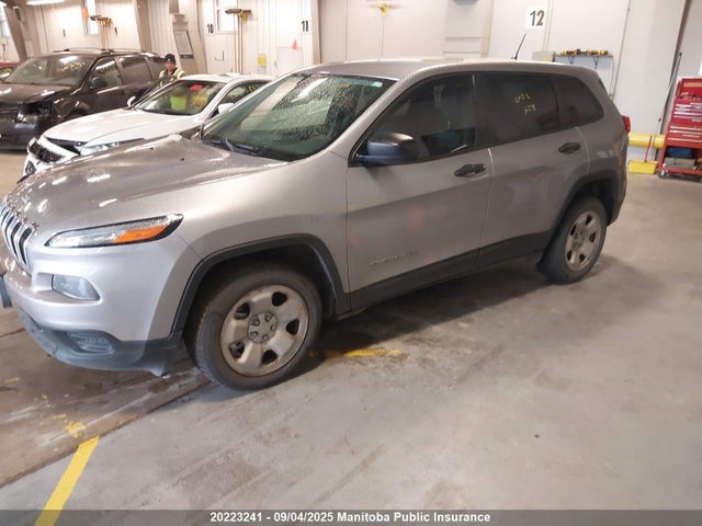 1C4PJLAB0HW630090 Jeep Cherokee