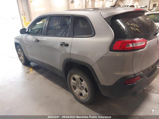 1C4PJLAB0HW630090 Jeep Cherokee
